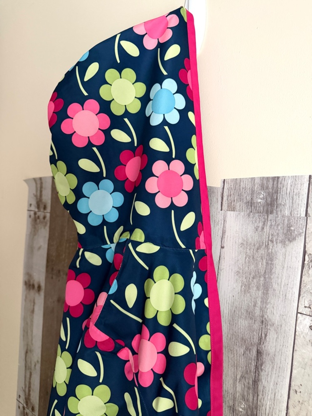 Gymboree Girls Raincoat with beautiful flower pattern - Picture 11 of 13